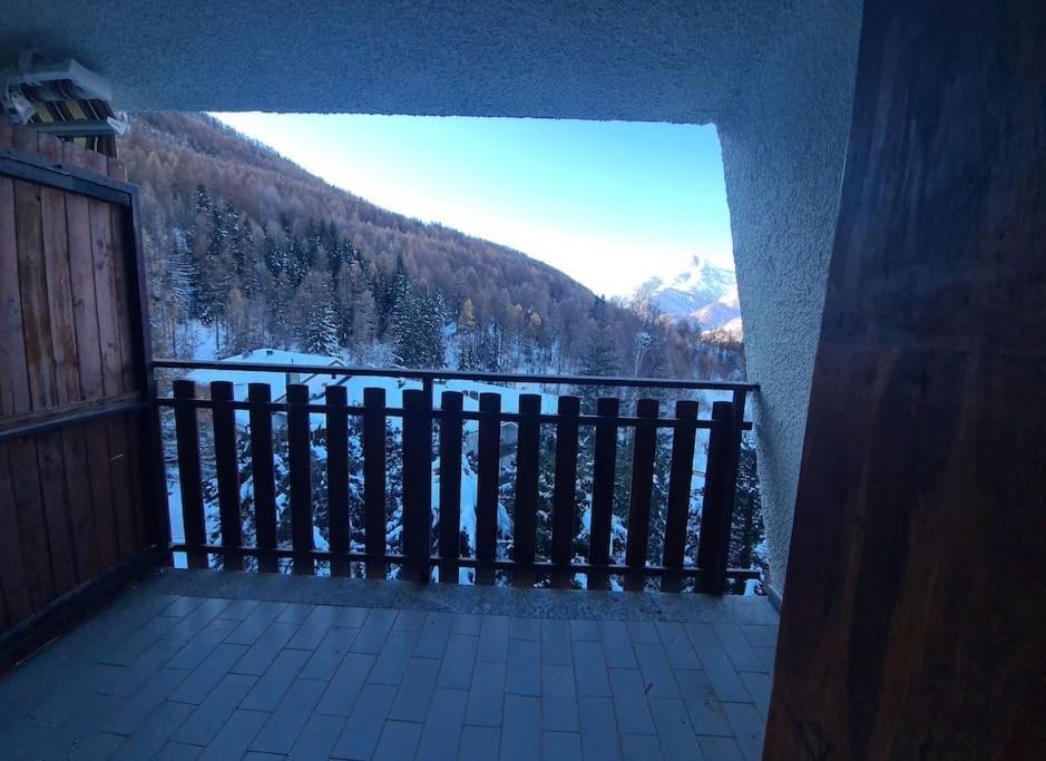 Appartamento Con Vista - Nuova Ristrutturazione Oulx Eksteriør bilde